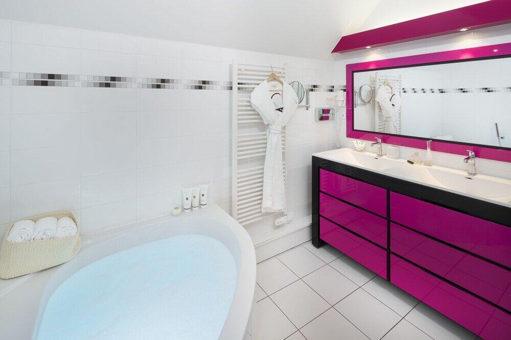 Foto de una habitación de Le Richebourg Hôtel, Restaurant &amp;amp; Spa
