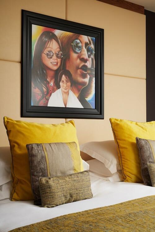 Foto de una habitación de Hard Days Night Hotel