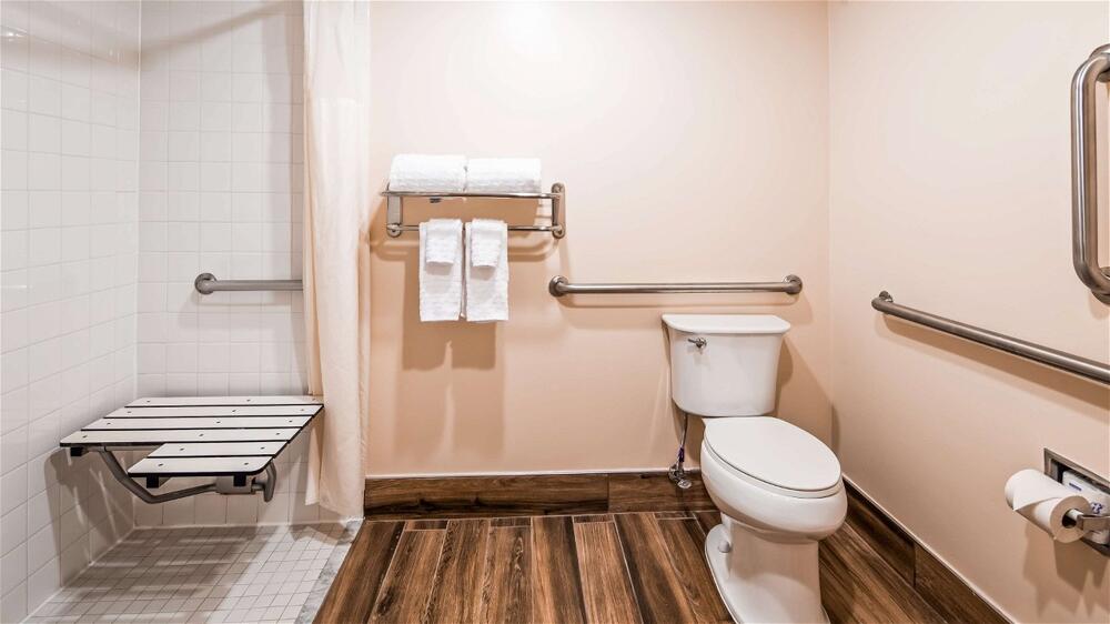 Foto del baño de Hotel Best Western Dulles Airport Inn