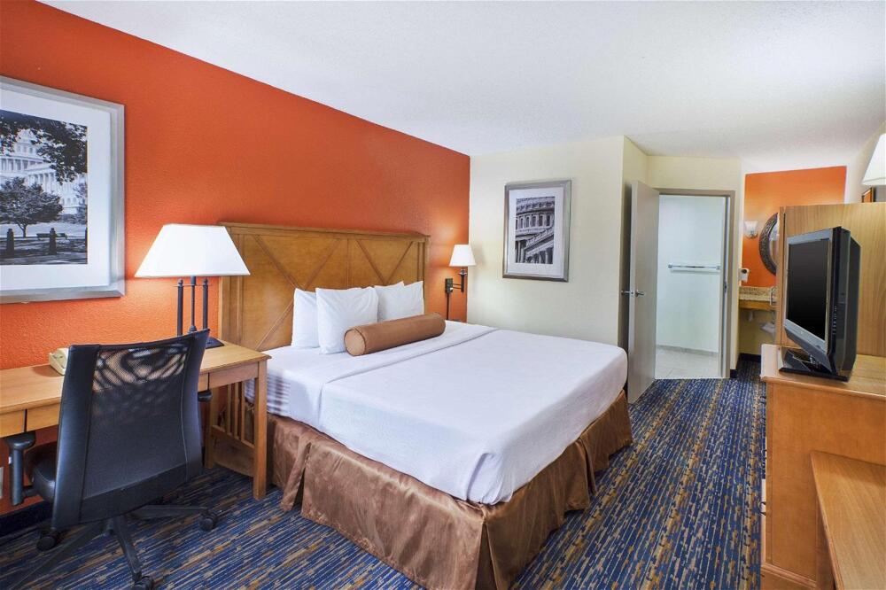 Foto de una habitación de Hotel Best Western Dulles Airport Inn