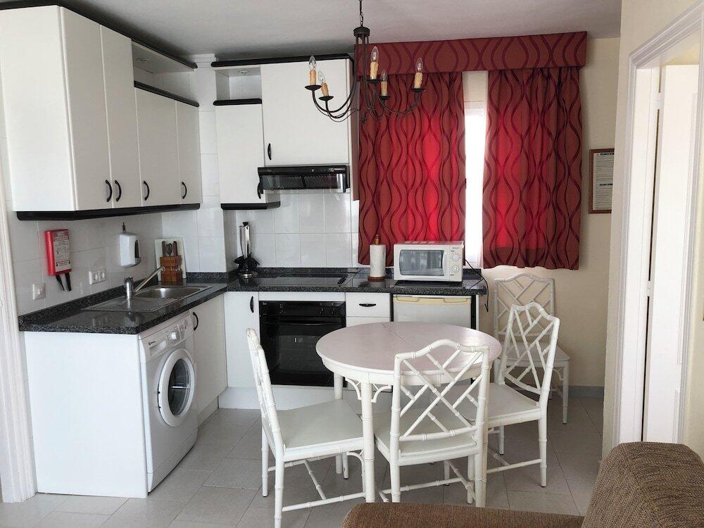 Foto de una habitación de Apartamentos Crown Resorts Club Marbella