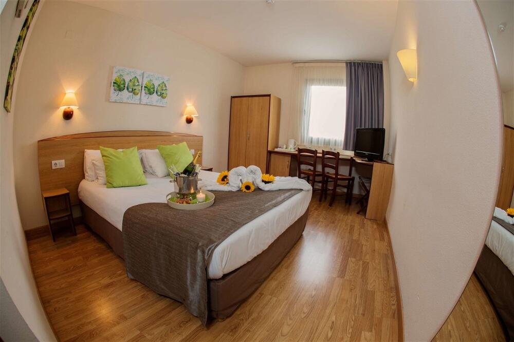Room – Hotel YIT Ciudad de Elche