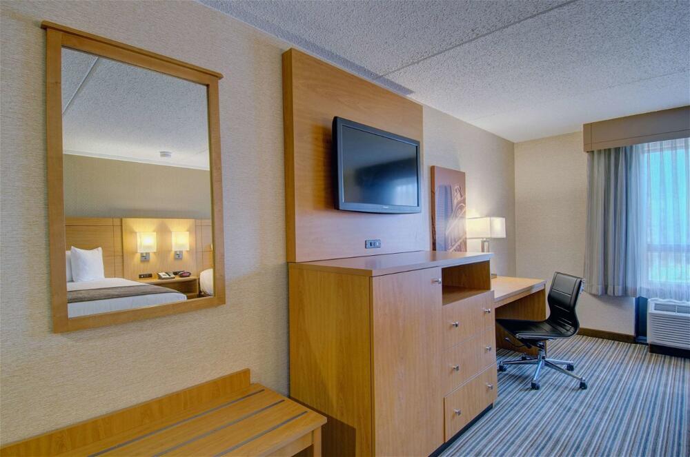 Foto de una habitación de Best Western Royal Plaza Hotel &amp;amp; Trade Center