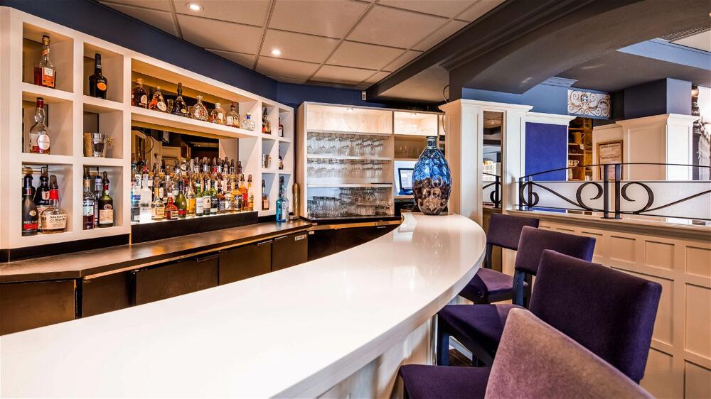 Foto de restauración de Best Western Premier Hotel Aristocrate