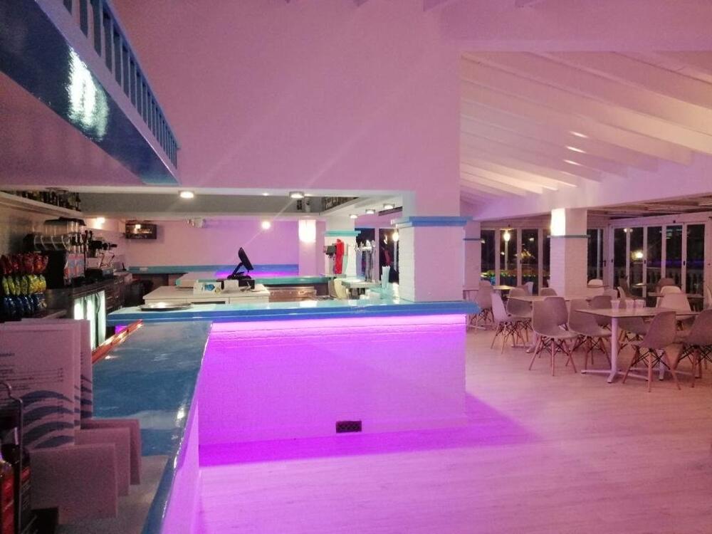 Foto de los servicios de Aparthotel Holiday Center