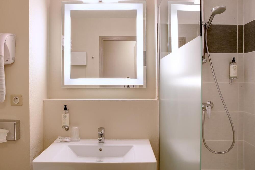 Foto del baño de Hotel Best Western Auray Le Loch