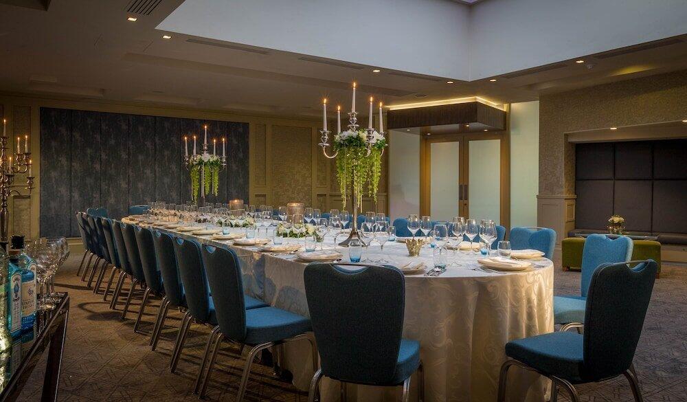 Foto de los servicios de Harbour Hotel