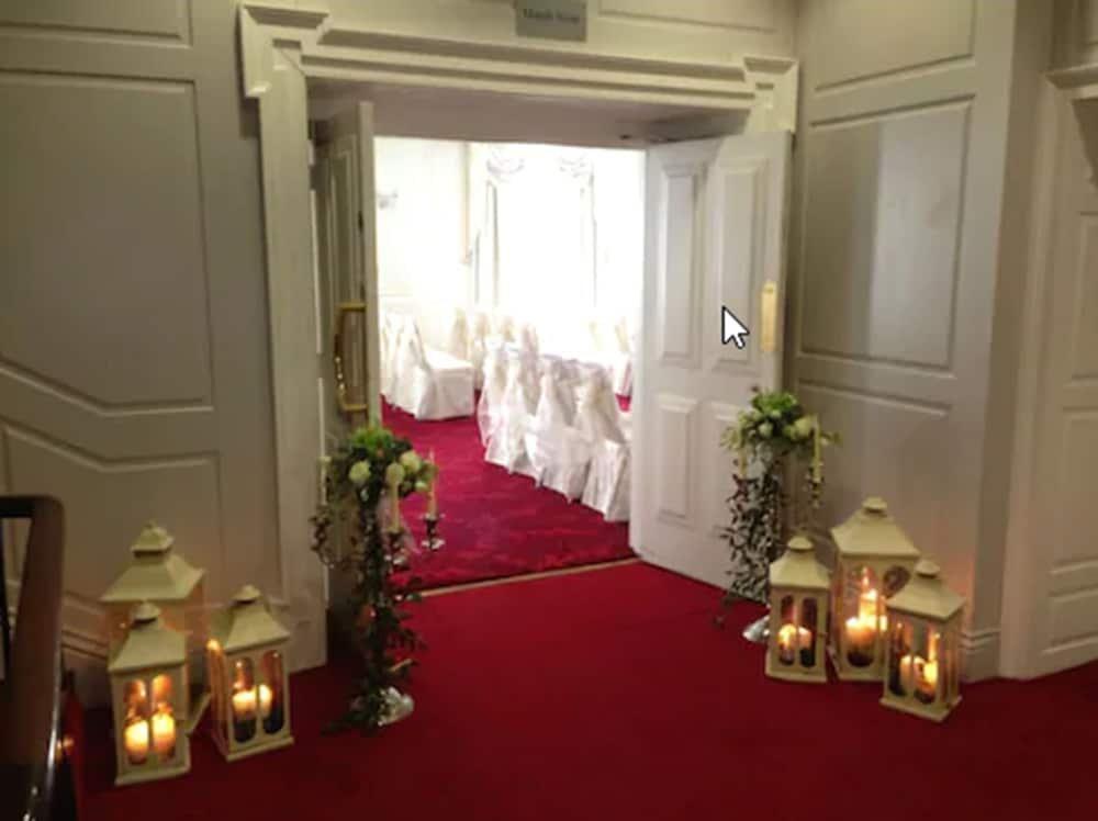 Foto de los servicios de Rochestown Park Hotel