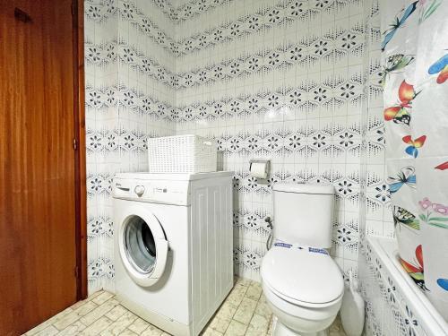 Foto del baño de Apartamentos Voramar 3000
