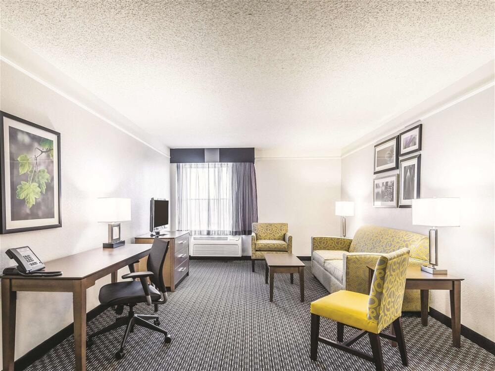 Foto de una habitación de Hotel La Quinta by Wyndham Cincinnati Sharonville