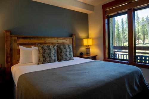 Foto de una habitación de The Village Lodge