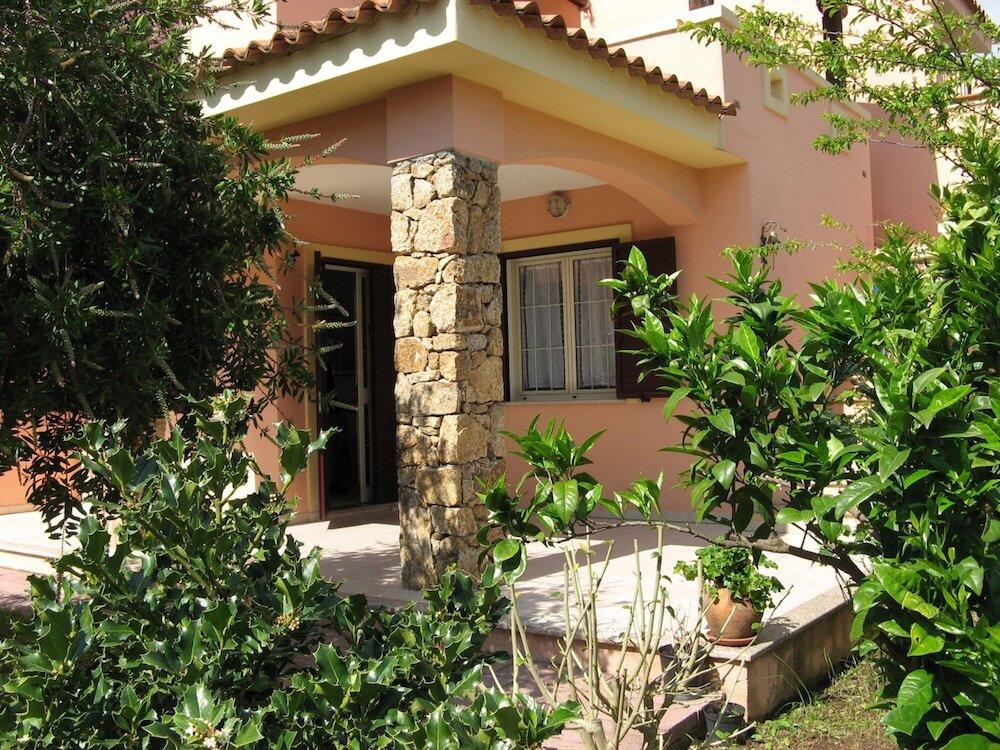 Foto del entorno de Apartamentos Porto Ottiolu Resort