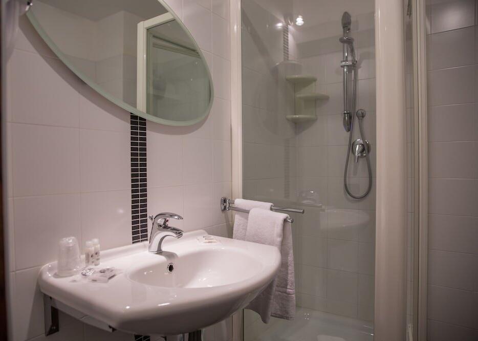 Foto del baño de Hotel Kore