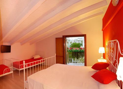 Foto de una habitación de Hotel Germania