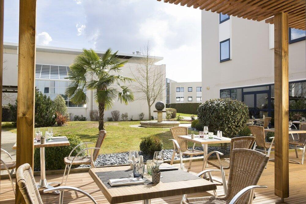 Foto de las zonas nobles de Hotel Oceania Rennes