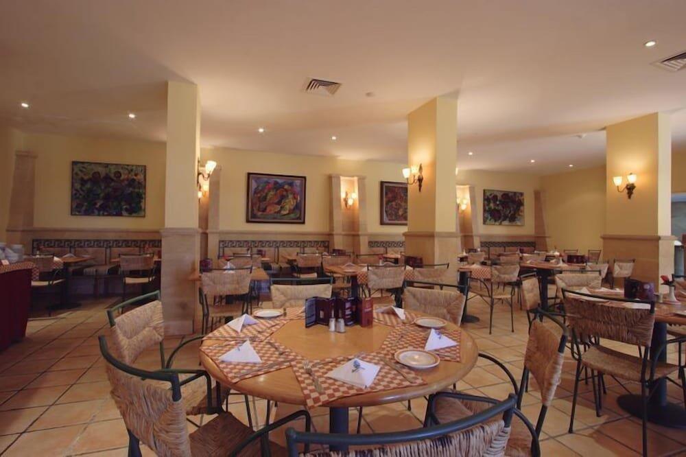 Foto de restauración de Sea Garden Hotel