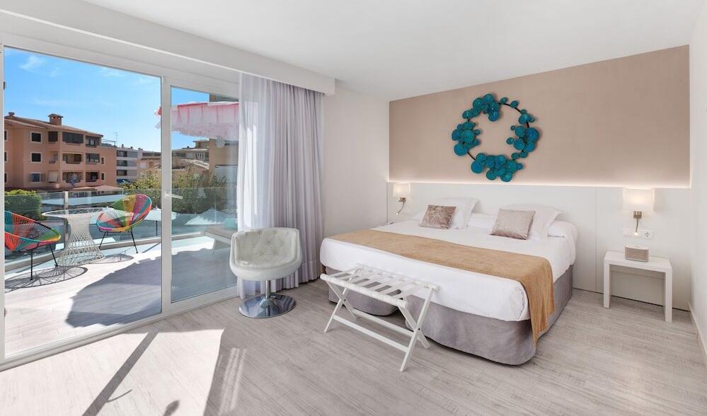Foto de una habitación de Plaza Santa Ponsa Boutique Hotel - Adults Only