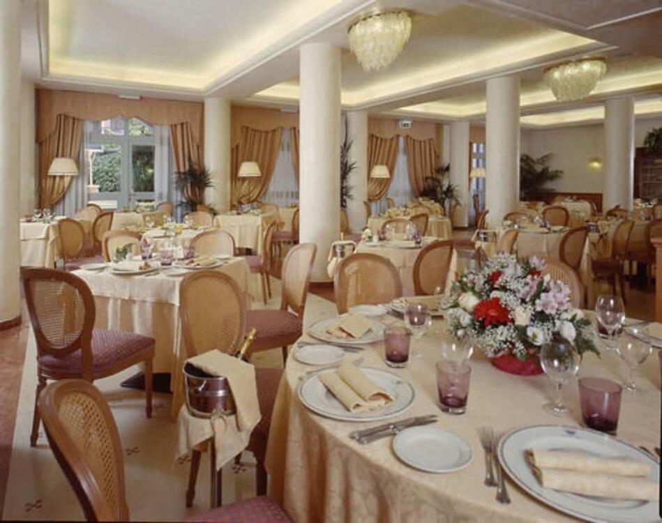 Foto de restauración de Hotel Savoy Palace