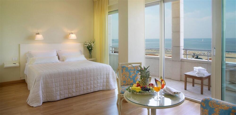 Foto de una habitación de Hotel Sina Astor