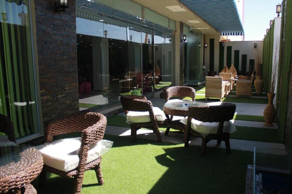 Photo – Meral Crown Hotel