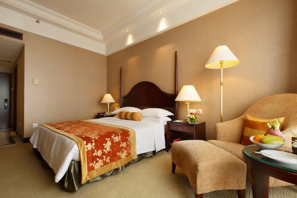 Foto de una habitación de Grand Royal Hotel