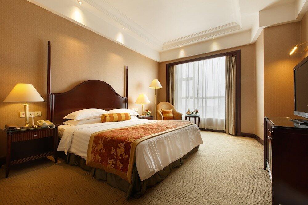 Foto de una habitación de Grand Royal Hotel