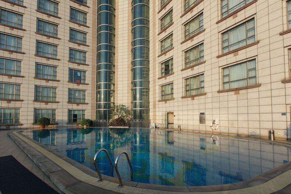 Foto de los servicios de Grand Royal Hotel