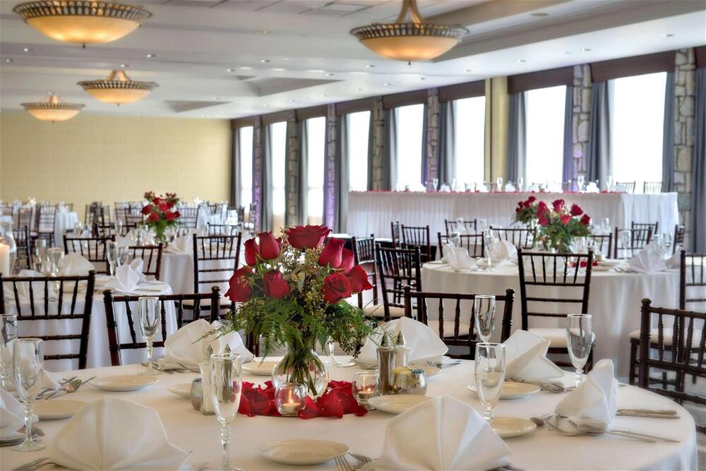 Foto de los servicios de Hotel DoubleTree by Hilton Pittsburgh Airport