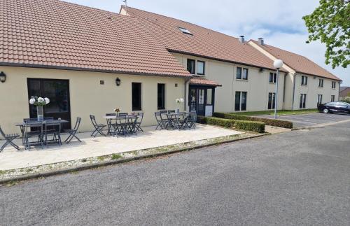Foto del exterior de KYRIAD CREIL - Chantilly Nord