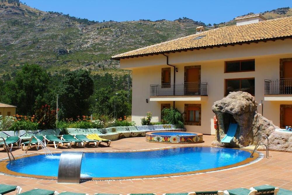 Foto general de Hotel Balneario Parque de Cazorla