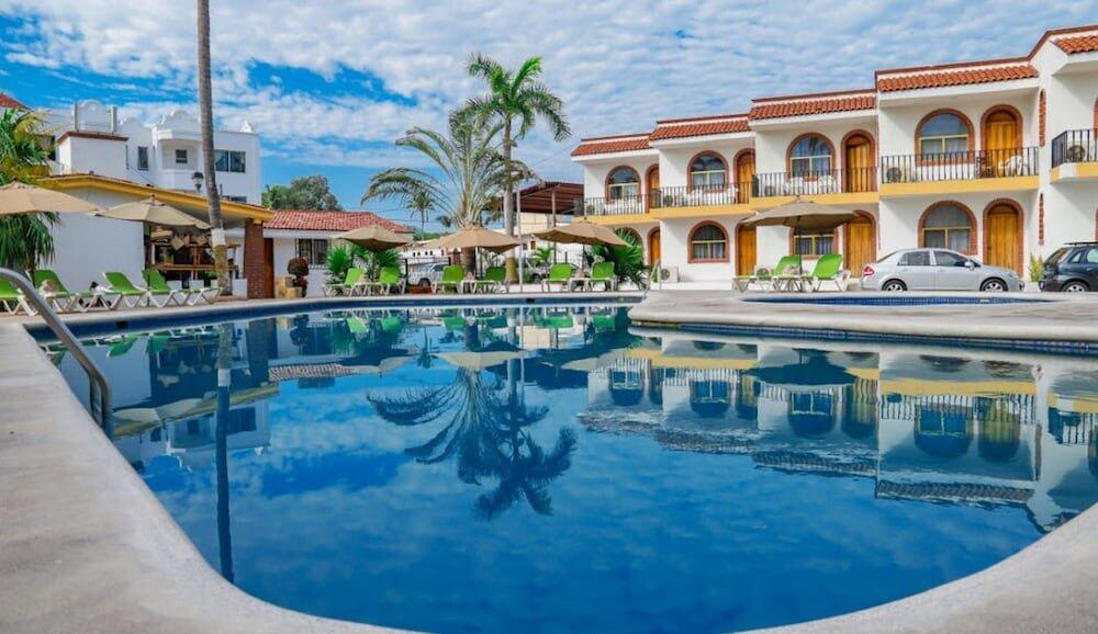 Foto del exterior de Costa Alegre Hotel &amp;amp; Suites