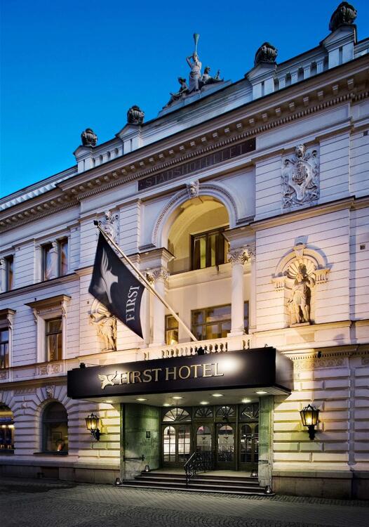Foto del exterior de First Hotel Statt