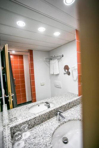 Foto del baño de Lotus Therme Hotel &amp;amp; Spa