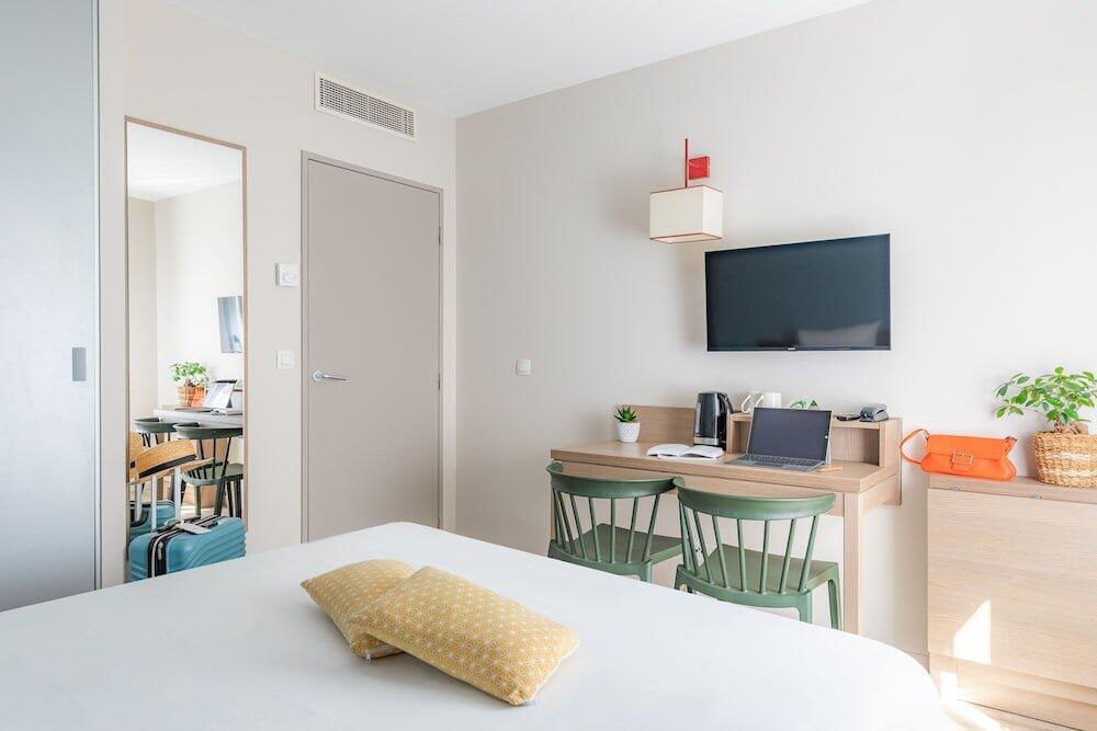 Foto de una habitación de Appart&amp;#039;City Valence Centre