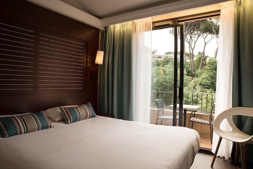 Foto de una habitación de Hôtel Les Jardins De Sainte-Maxime