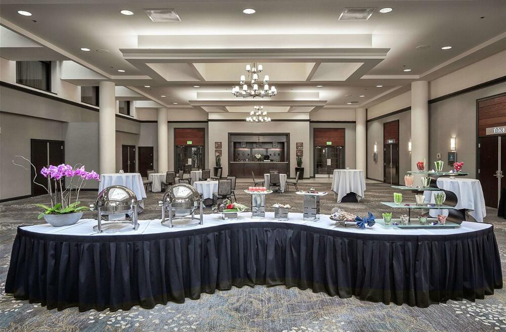 Foto de restauración de Hotel Hilton Sacramento Arden West