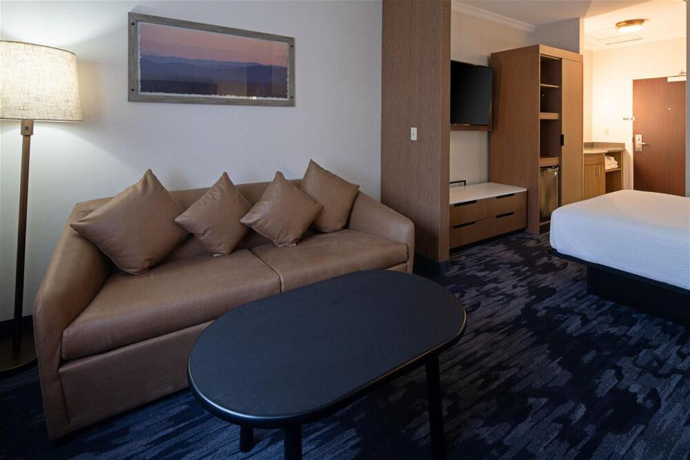 Foto de una habitación de Hotel Fairfield by Marriott Inn &amp;amp; Suites Seattle Sea-Tac Airport