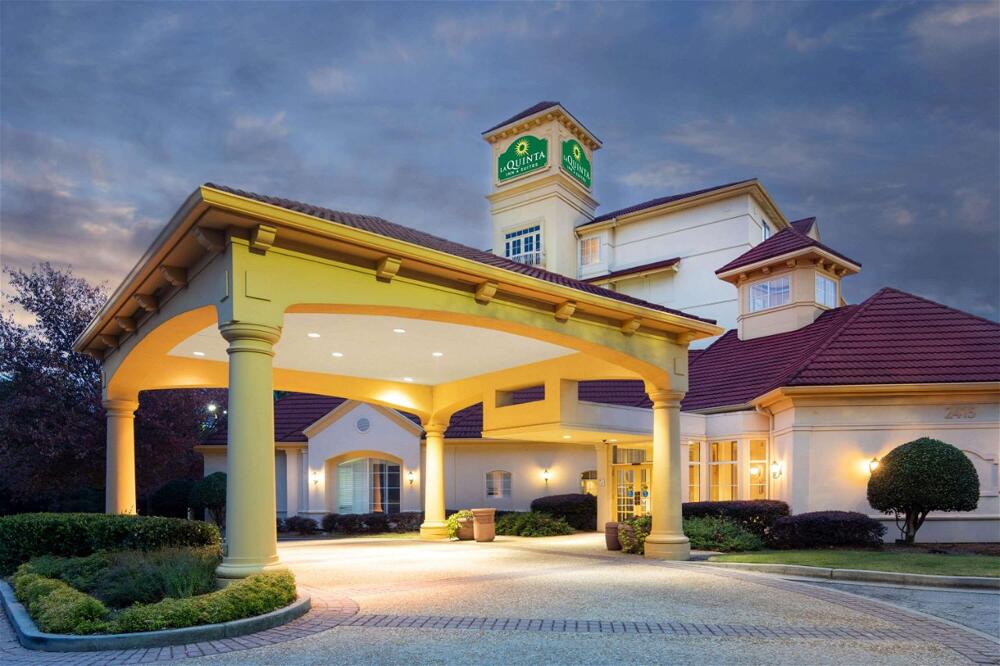 Foto del exterior de Hotel La Quinta by Wyndham Atlanta Ballpark/Galleria