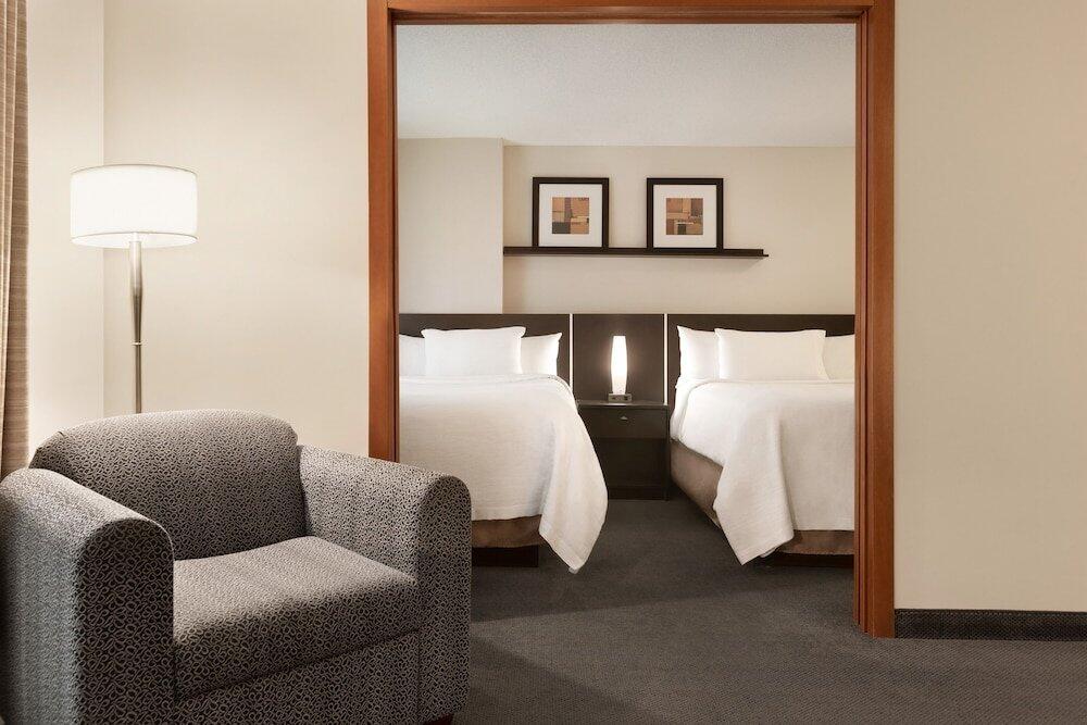 Foto de una habitación de Hotel Embassy Suites by Hilton - Montreal