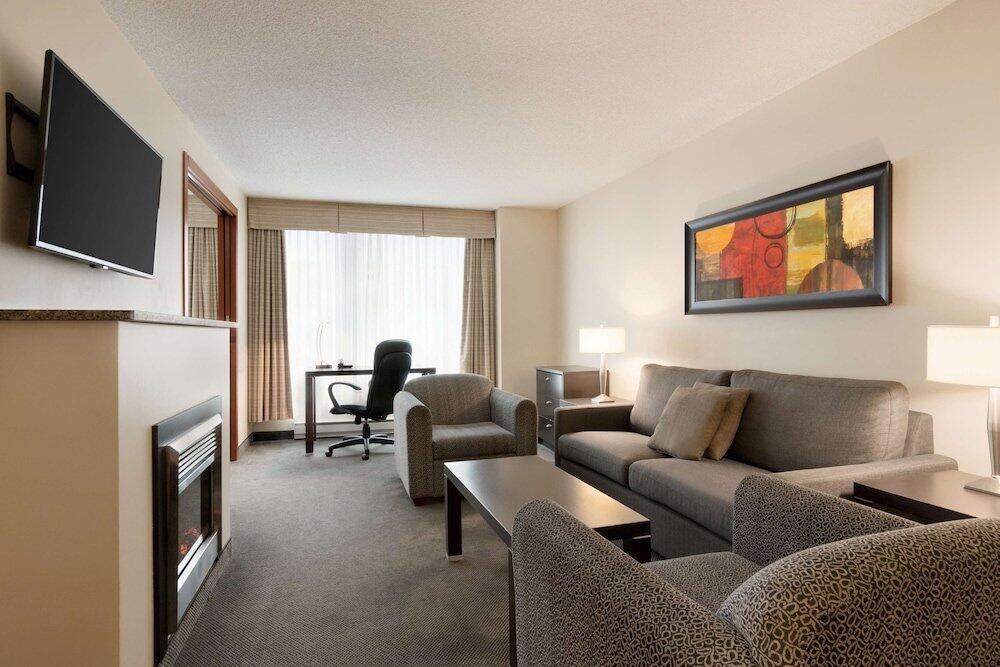 Foto de una habitación de Hotel Embassy Suites by Hilton - Montreal