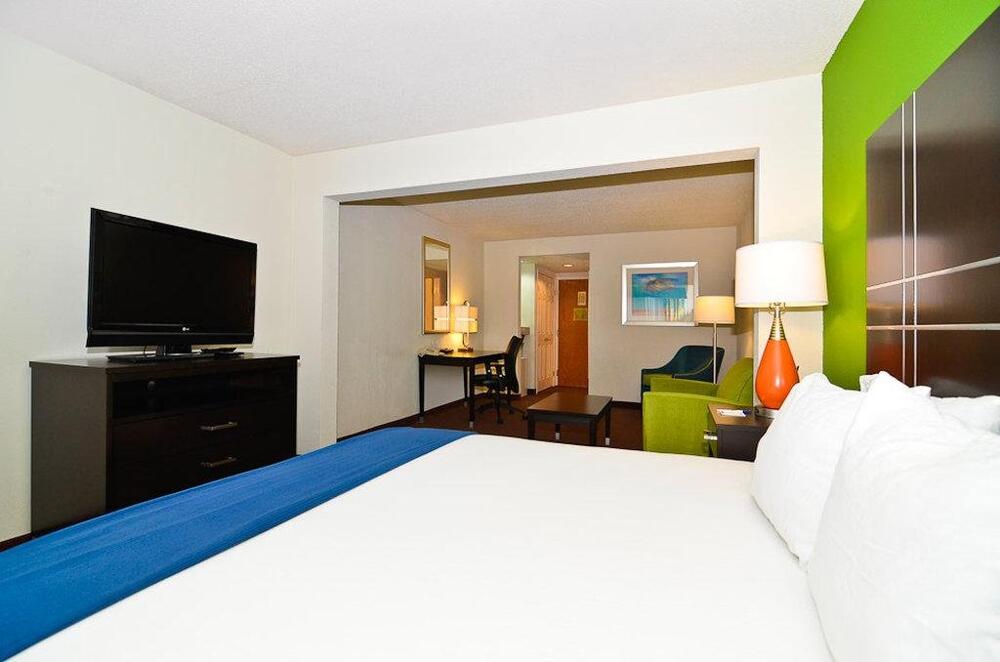 Foto general de Holiday Inn Express Atlanta - Northeast I-85 - Clairmont Road, an IHG Hotel