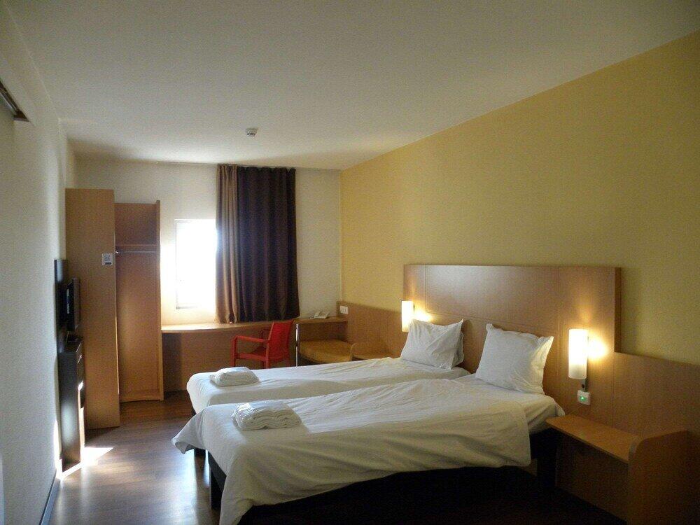 Foto de una habitación de Hotel Ibis Sofia Airport