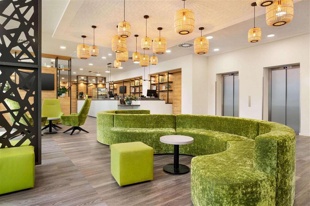 Foto de las zonas nobles de Hotel Super 8 by Wyndham Chemnitz