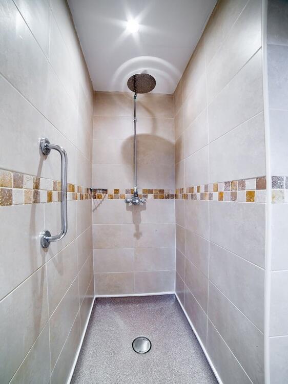 Foto del baño de Hotel OYO Bailbrook Lodge