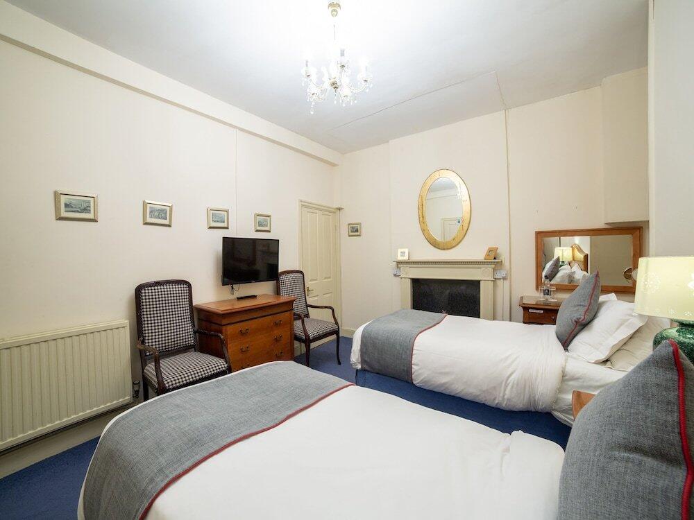 Foto de una habitación de Hotel OYO Bailbrook Lodge