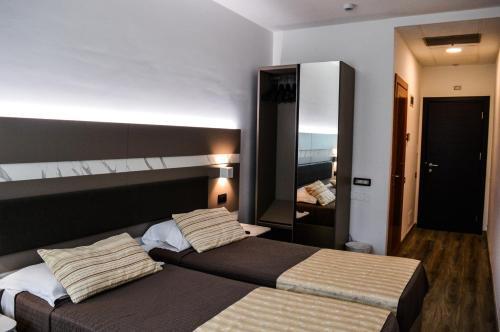 Foto de una habitación de Mediterranea Hotel &amp;amp; Convention Center