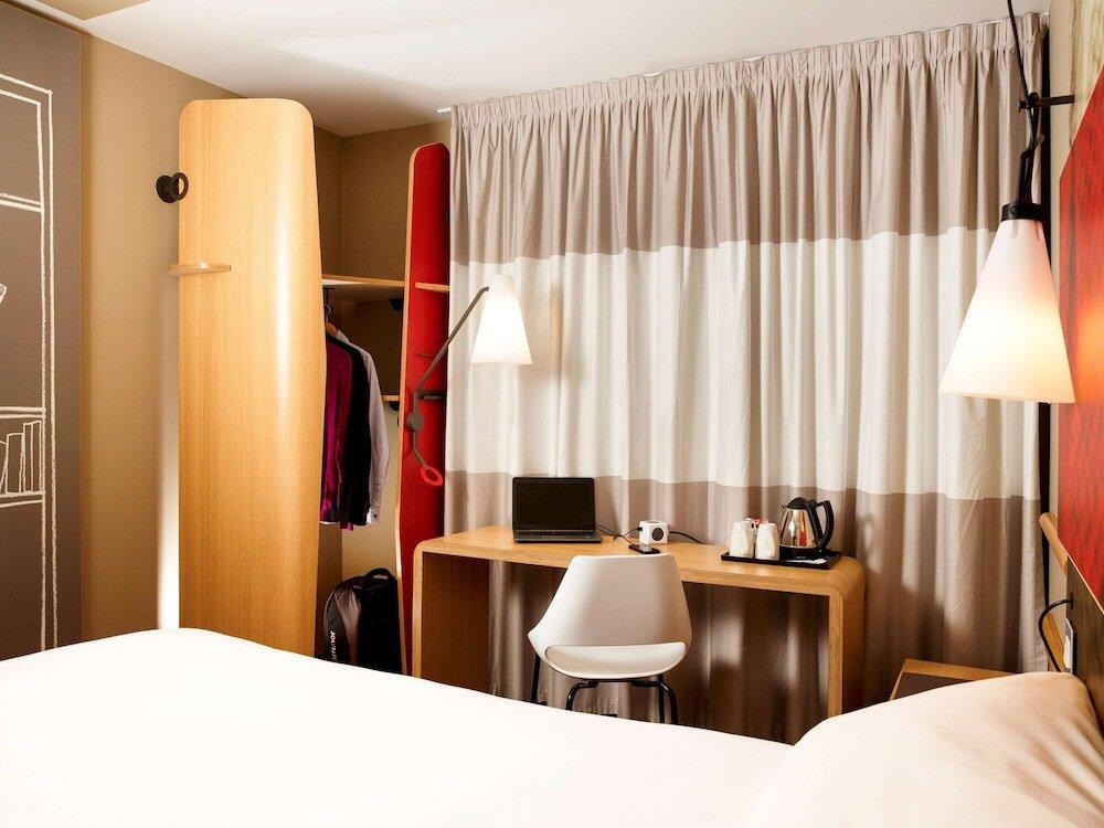 Foto de una habitación de Hotel ibis Swansea