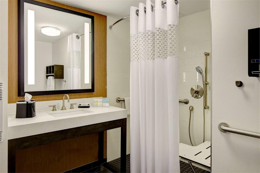 Foto del baño de Hotel Hampton Inn Brooklyn Downtown