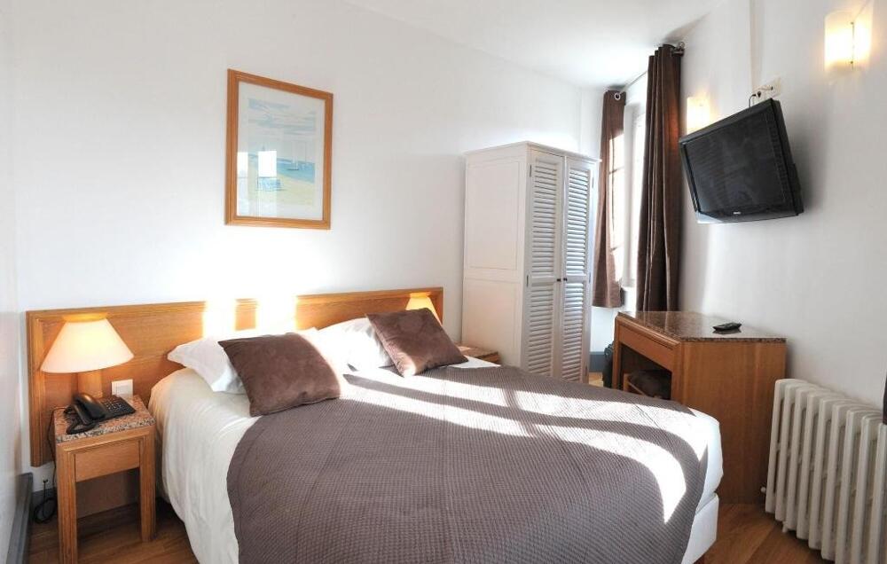 Foto de una habitación de Hôtel des Falaises