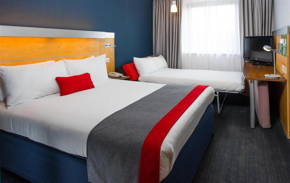 Foto de una habitación de Holiday Inn Express Hemel Hempstead, an IHG Hotel